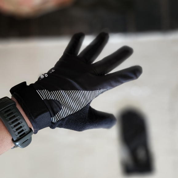 Running Gloves, NWT - Picture 3 of 10